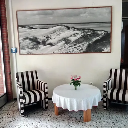 Berlin-wilmersdorfer Nordseeheim - Mit Etagenkuechen Zur Selbstversorgung Bed & Breakfast
